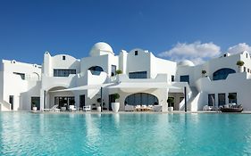 Anantara Retreat Santorini Abu Dhabi - Adults Only